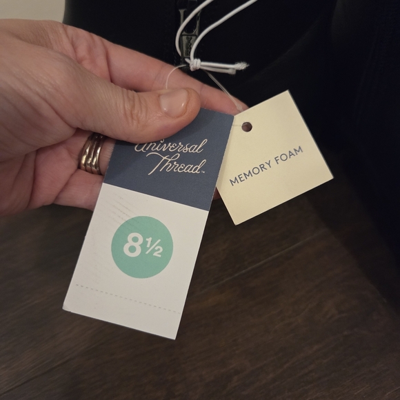 NWT Womens Universal Thread Black Ankle Booties With Memory Foam - Picture 3 of 10